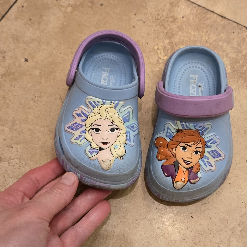 Kids disney frozen shoes size 5-6